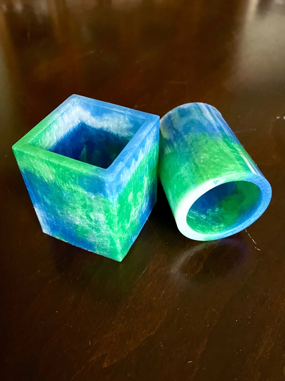 Blue & Green Resin Desk Set - Pen Cup + Square Holder + Bookmark - Picture 3 of 9